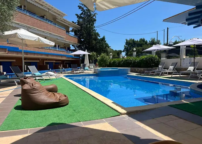 Philoxenia Village Hotel-Studios