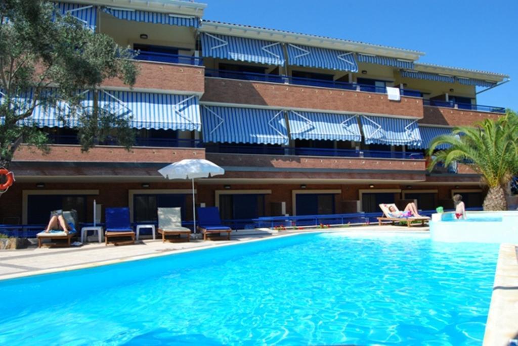 Philoxenia Village Hotel-studios Apartahotel