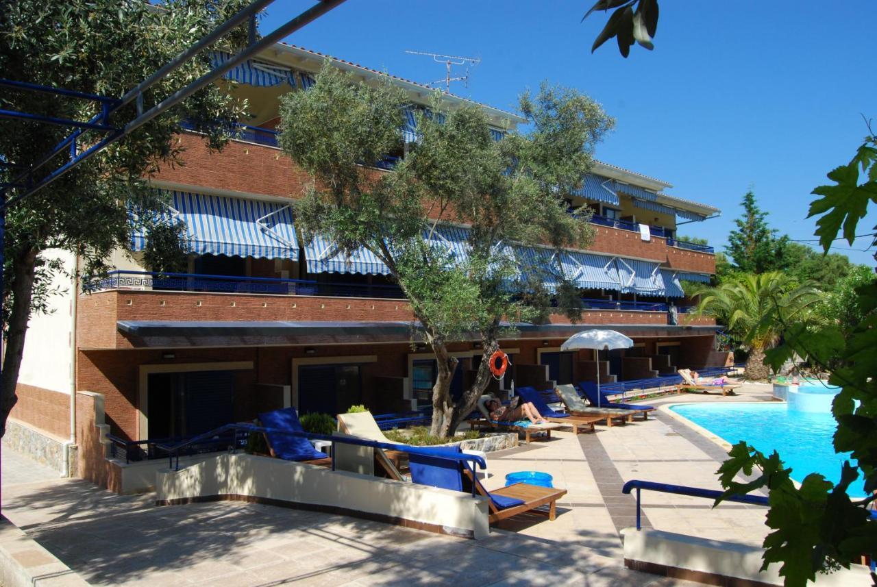 Philoxenia Village Hotel-studios 3*