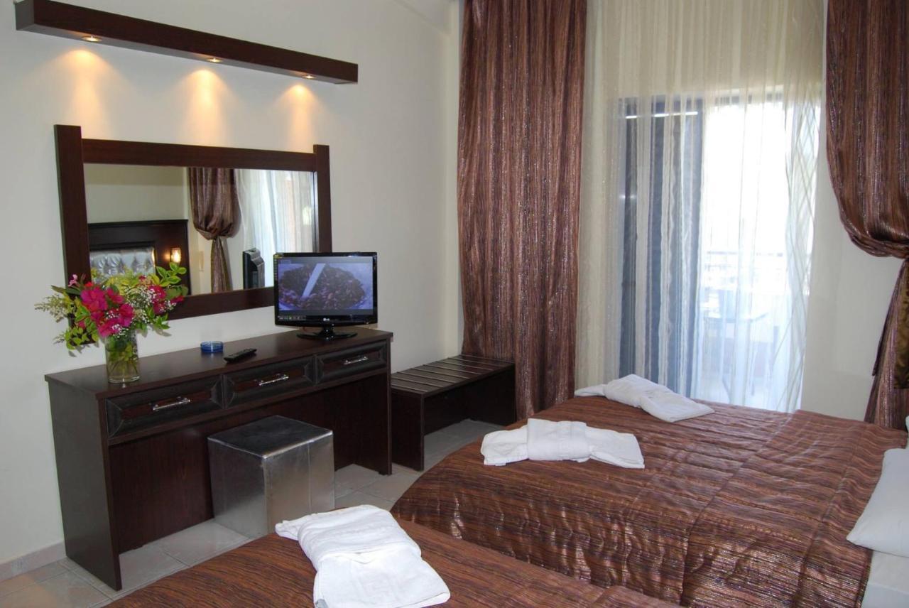 Apartahotel Philoxenia Village Hotel-studios