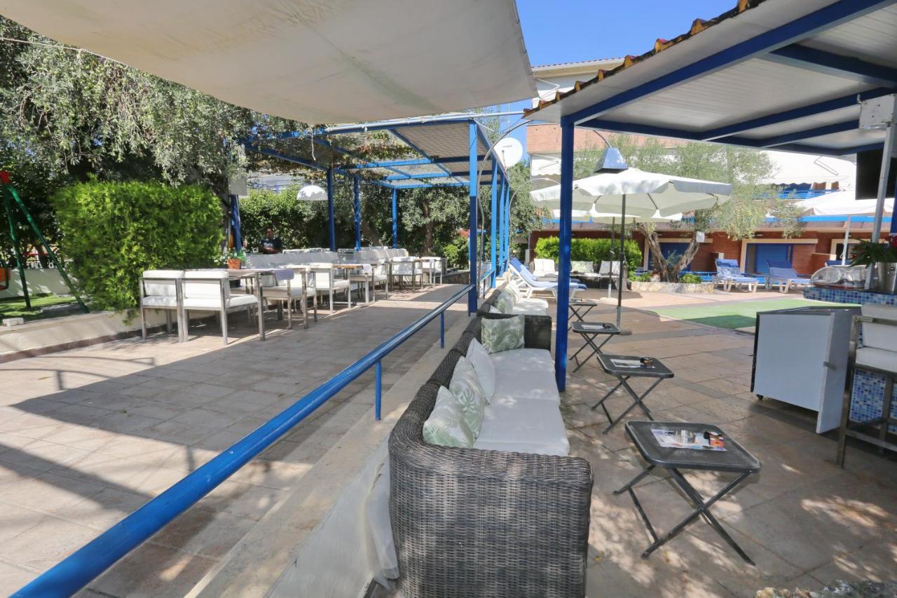 Philoxenia Village Hotel-studios Apartahotel
